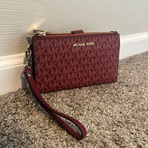 Michael Kors wristlet